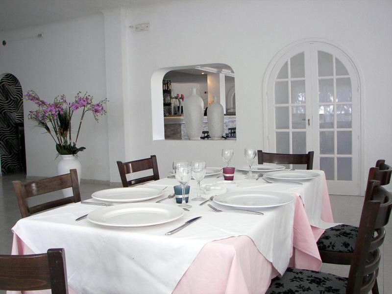 Hostal Los Pinos เอสกานา ร้านอาหาร รูปภาพ